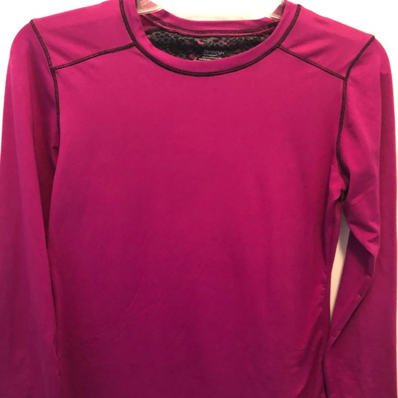 Cuddl Duds Tops - 🐣Cuddl Duds Climate Right Womens top. Size Small